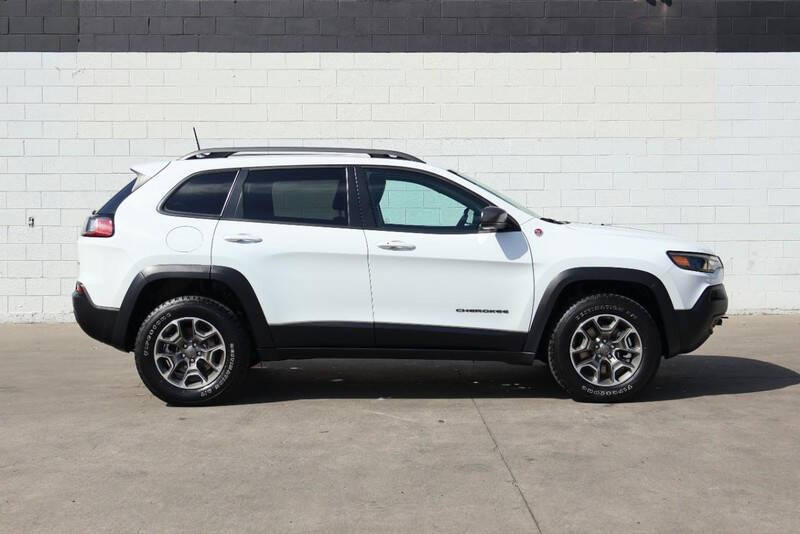 2021 Jeep Cherokee Trailhawk
