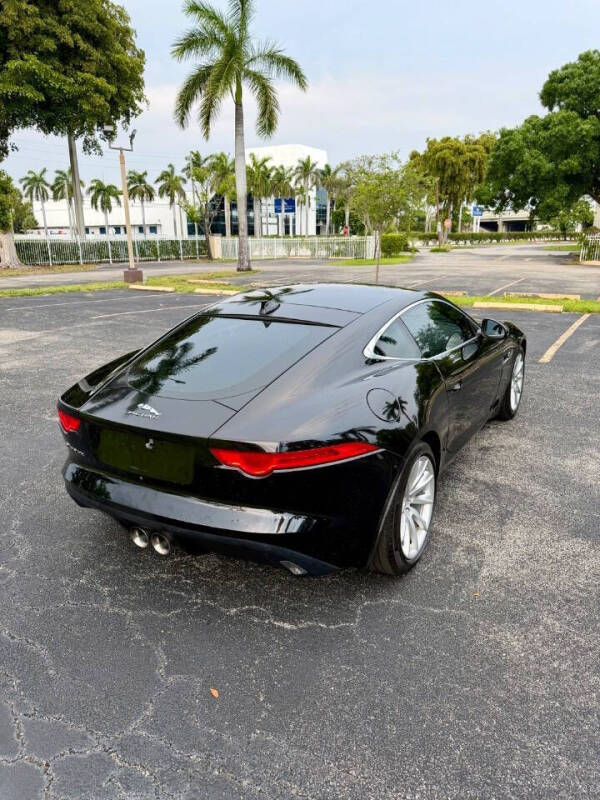 2017 Jaguar F-TYPE Premium