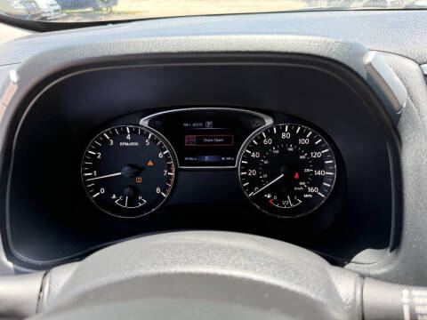 2020 Nissan Pathfinder S