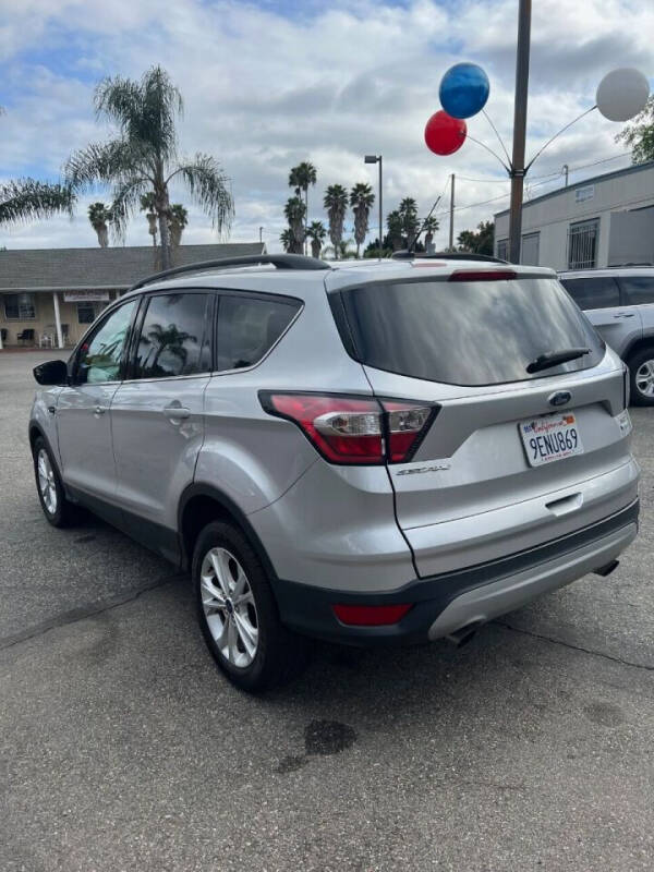 2018 Ford Escape SE