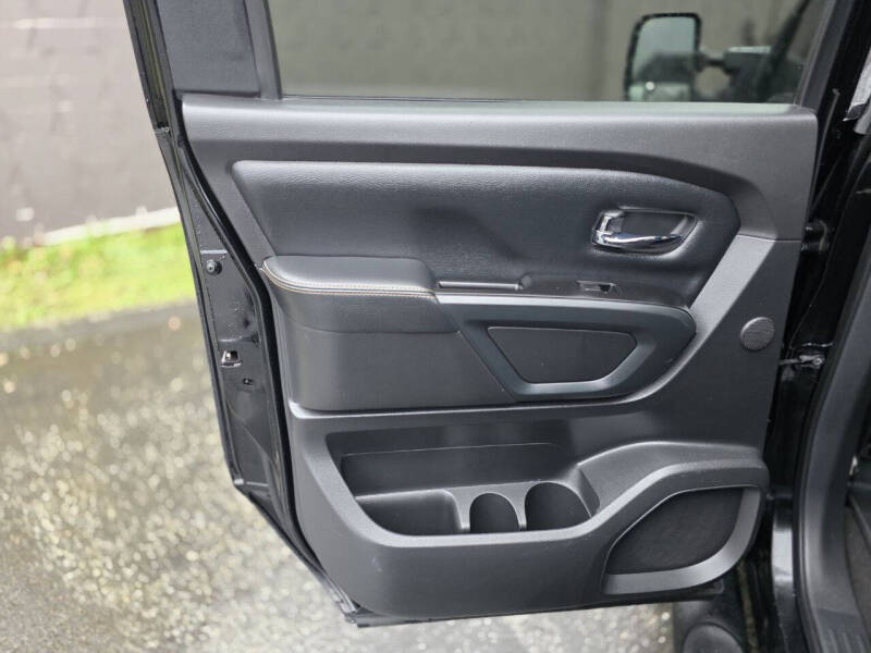 2018 Nissan Titan XD SL