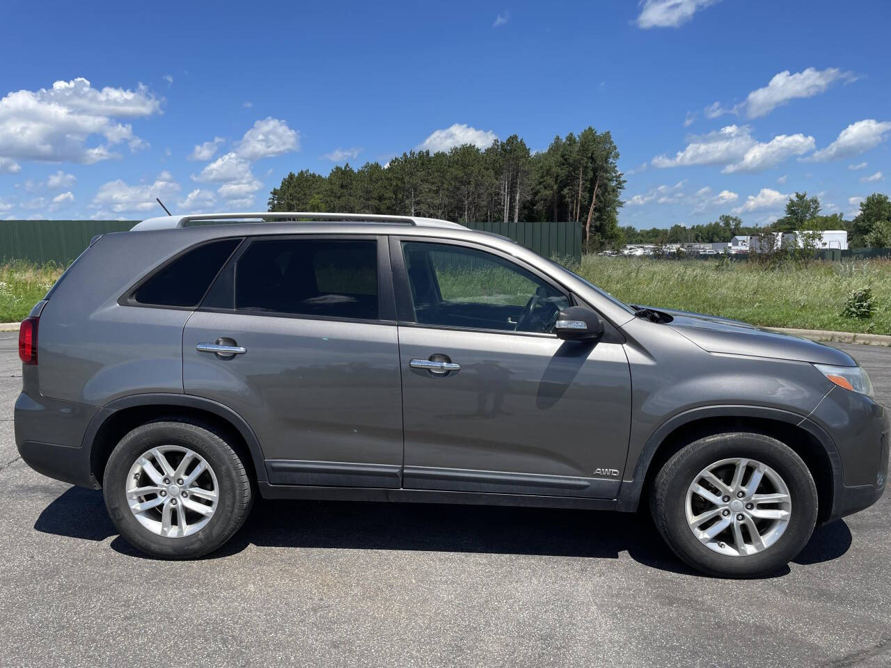 2015 Kia Sorento for sale at Twin Cities Auctions in Elk River, MN