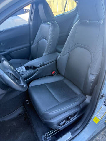 2024 Lexus UX 250h F SPORT Design