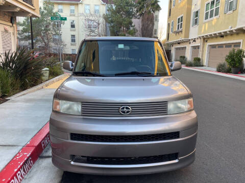 2005 Scion xB