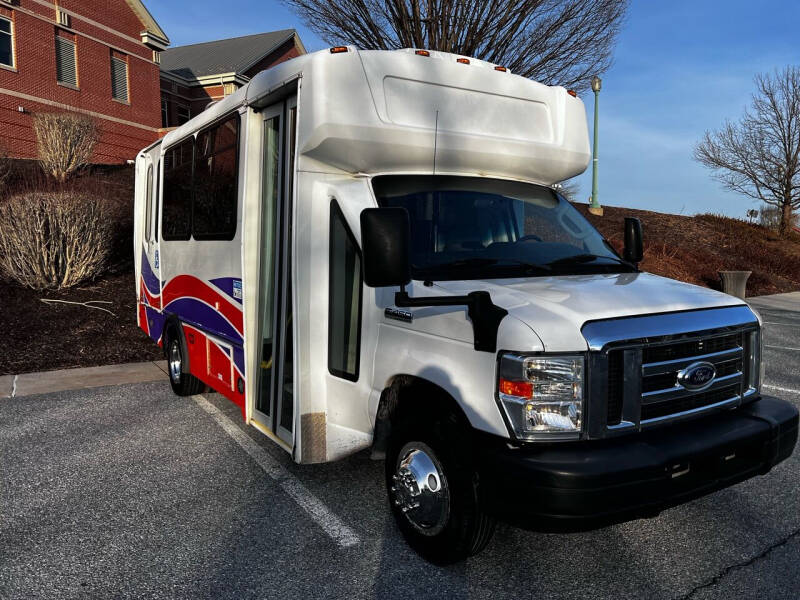 2017 Ford E-450 for sale at Blue Whale Auto in Harrisburg PA