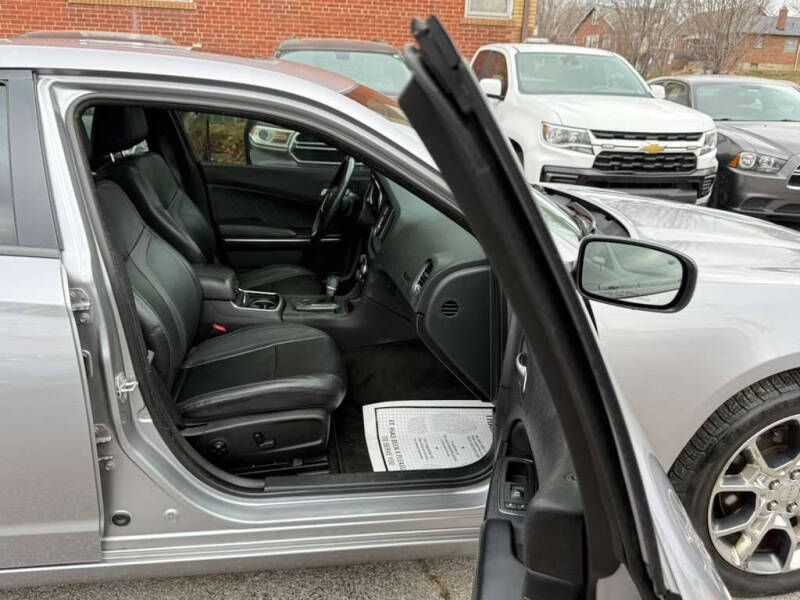 2015 Dodge Charger SXT