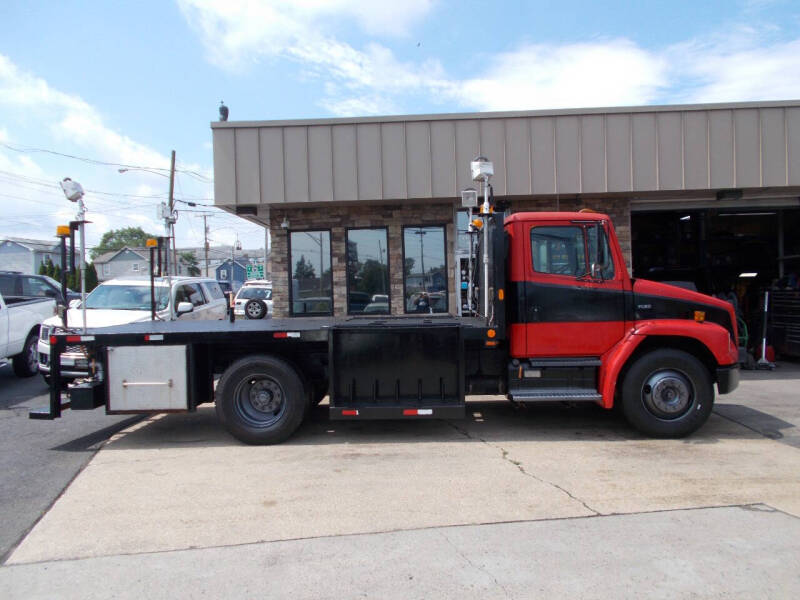 1999 Freightliner FL60