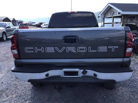 2003 Chevrolet Silverado 2500HD LS