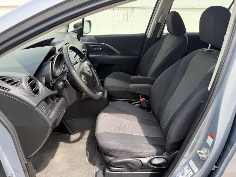 2012 Mazda MAZDA5 Sport