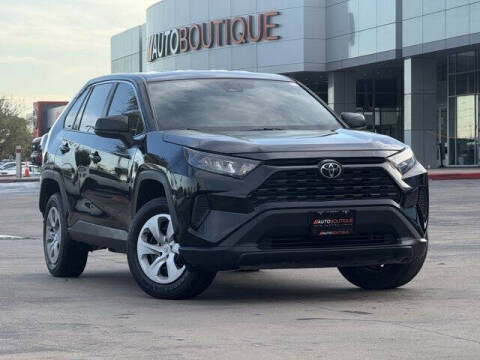 2022 Toyota RAV4 LE