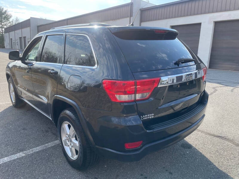 2011 Jeep Grand Cherokee Laredo
