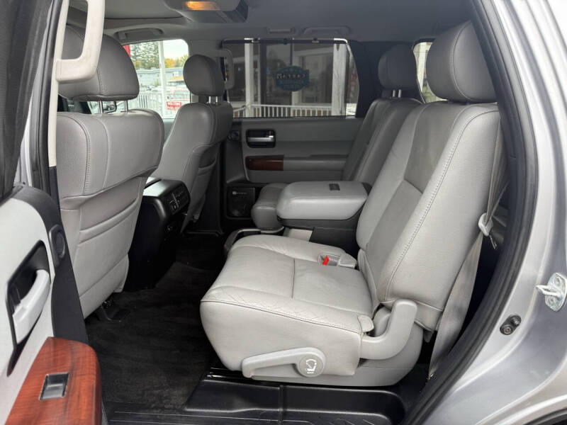2012 Toyota Sequoia Platinum