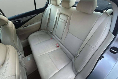 2014 Infiniti Q50 Premium