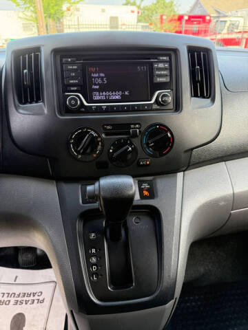 2019 Nissan NV200