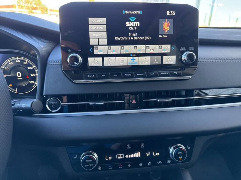 2025 Mitsubishi Outlander PHEV SEL