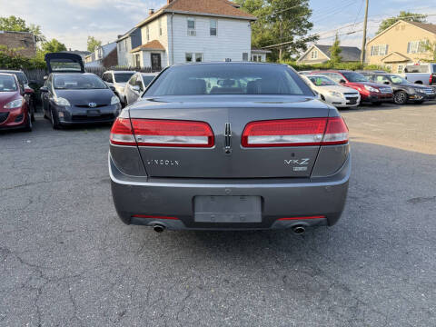 2012 Lincoln MKZ