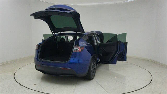 2025 Tesla Model Y Long Range
