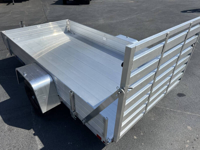 2027 Aluma 10’ Utility