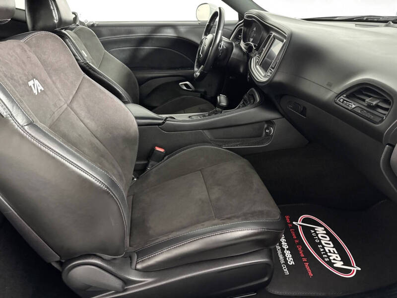 2022 Dodge Challenger