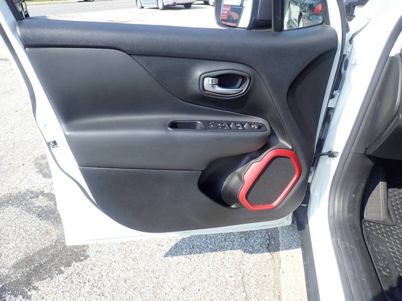 2016 Jeep Renegade Trailhawk