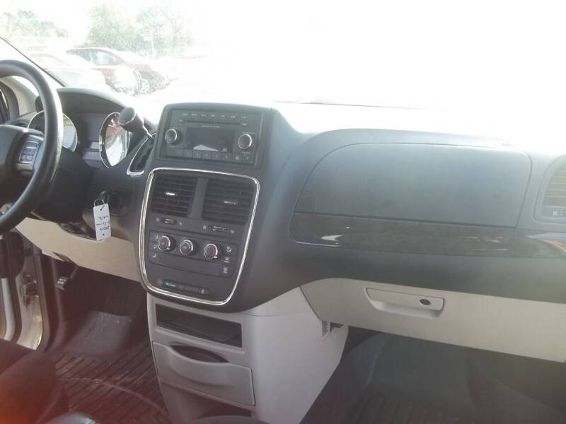 2016 Dodge Grand Caravan American Value Package