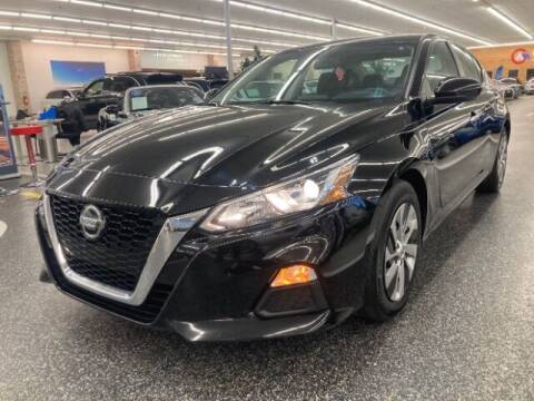 2020 Nissan Altima for sale at Dixie Motors in Fairfield OH