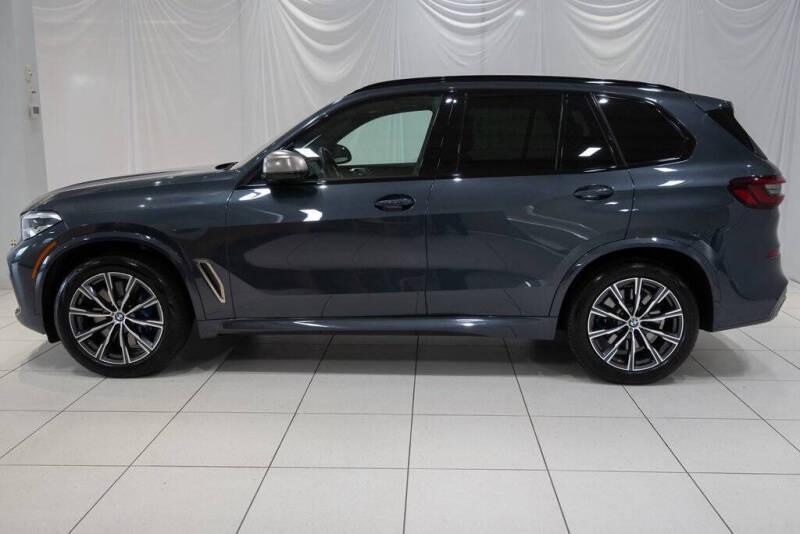 Used 2022 BMW X5 M50i with VIN 5UXJU4C0XN9L65251 for sale in North Olmsted, OH