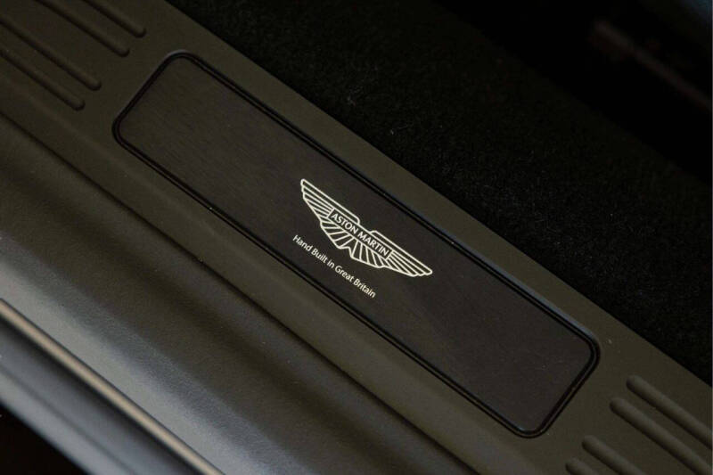 2025 Aston Martin Vantage
