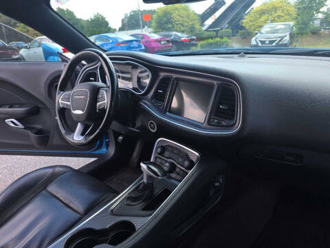 2016 Dodge Challenger SXT