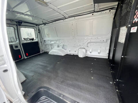 2010 Ford E-Series E-250