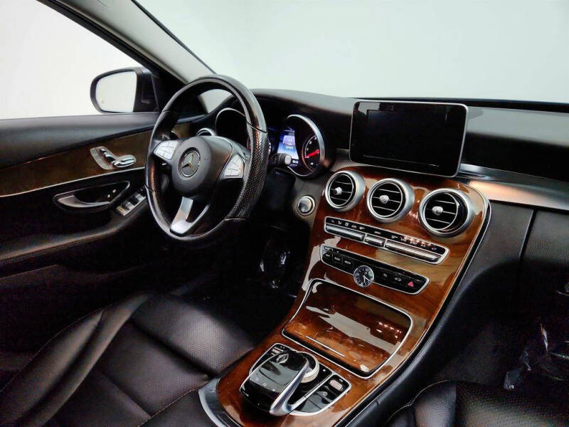 2016 Mercedes-Benz C-Class C 300