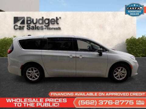 2024 Chrysler Pacifica Touring L