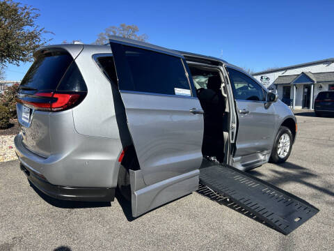 2021 Chrysler Pacifica Touring L