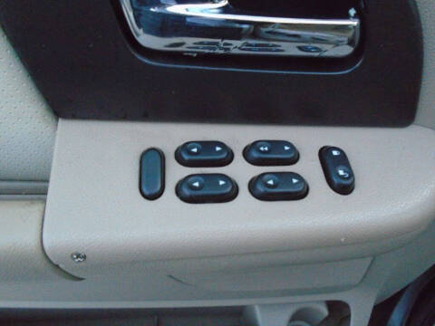 2005 Ford Expedition XLT