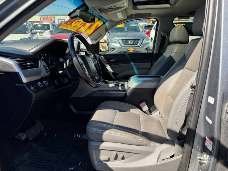 2019 Chevrolet Suburban LT