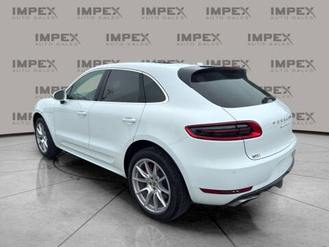 2017 Porsche Macan