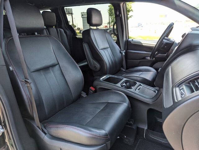 2019 Dodge Grand Caravan for sale at Axio Auto Boise in Boise, ID