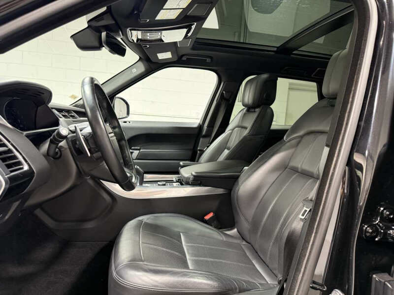 2022 Land Rover Range Rover Sport HSE Silver Edition