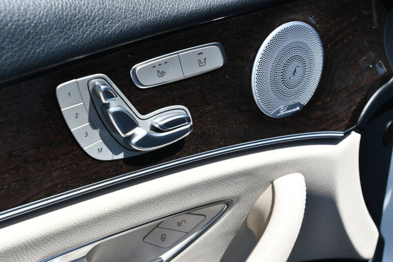 2019 Mercedes-Benz E-Class E 300