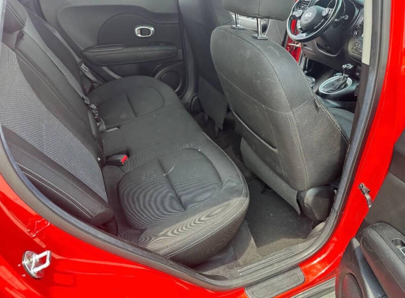 2017 Kia Soul +