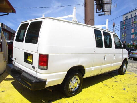 2001 Ford E-Series E-150