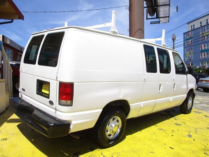 2001 Ford E-Series E-150