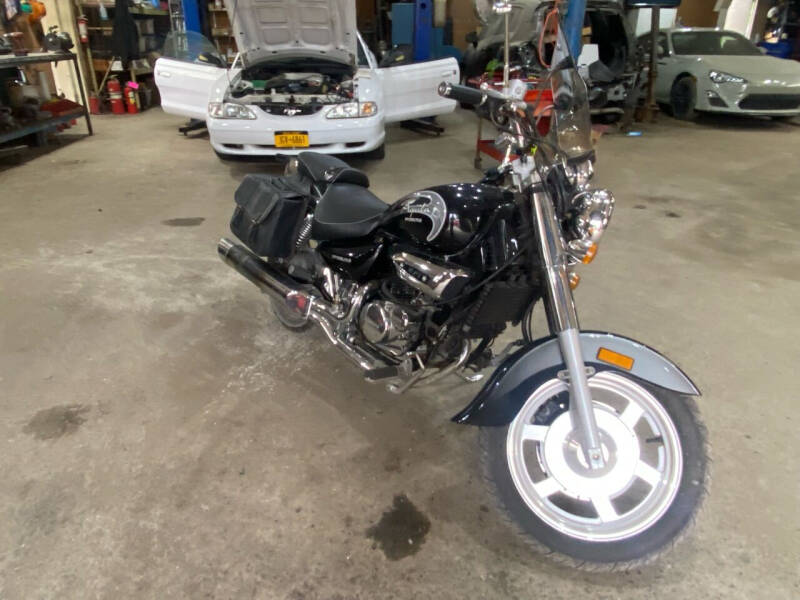 2012 Hyosing Aguila