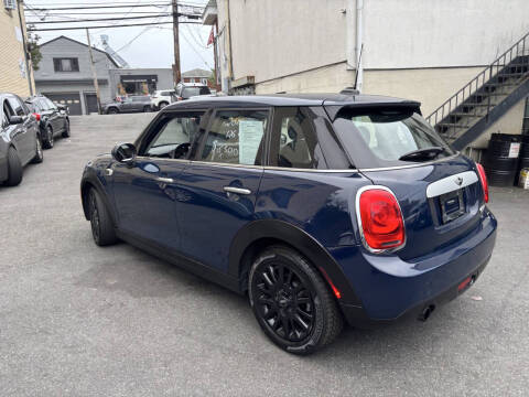 2015 MINI Hardtop 4 Door Cooper