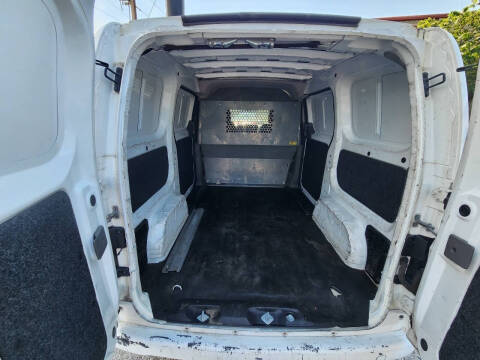 2013 Nissan NV200