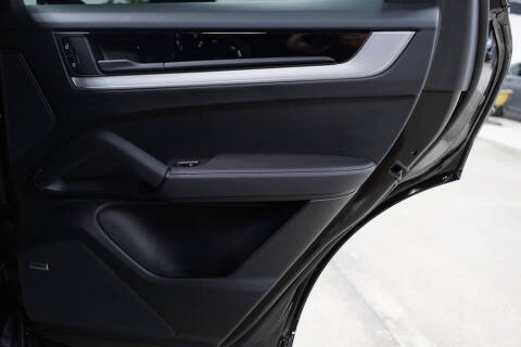 2024 Porsche Cayenne