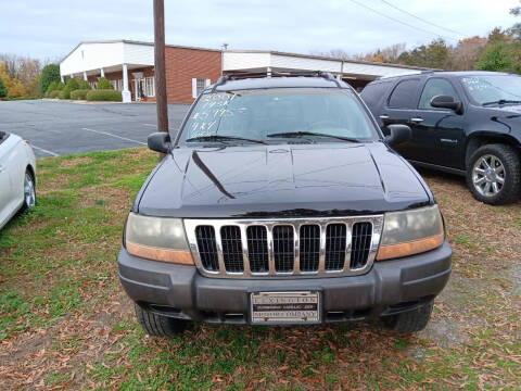 2001 Jeep Grand Cherokee for sale at Ray Moore Auto Sales in Graham NC