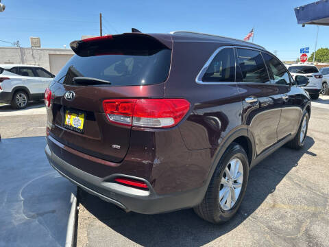 2016 Kia Sorento LX