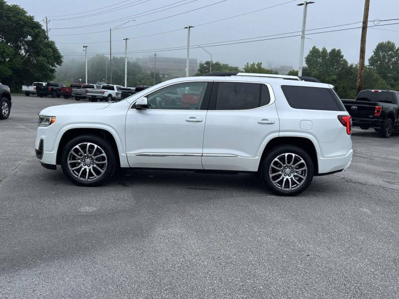 2023 GMC Acadia Denali
