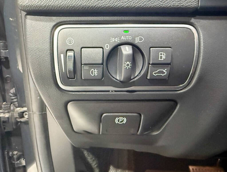 2015 Volvo S60 T5 Premier